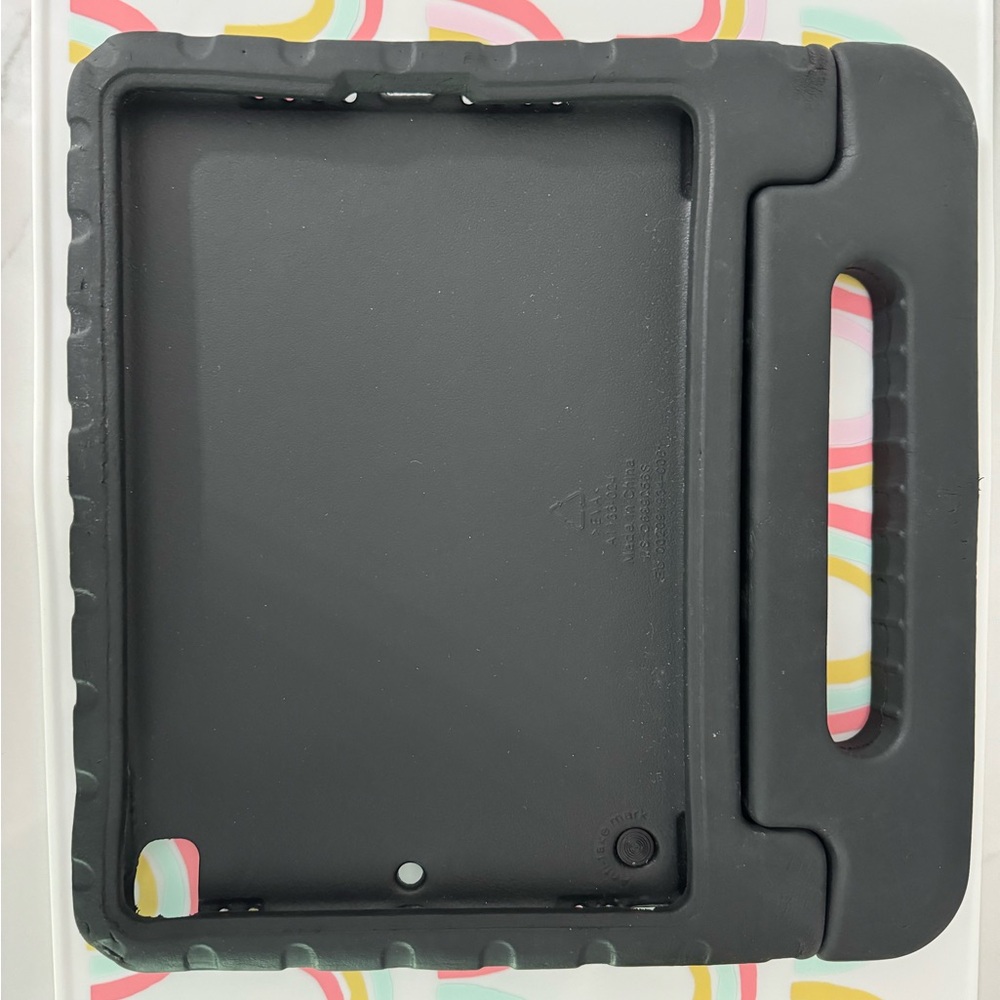 iPad Case - Picture 3 of 3